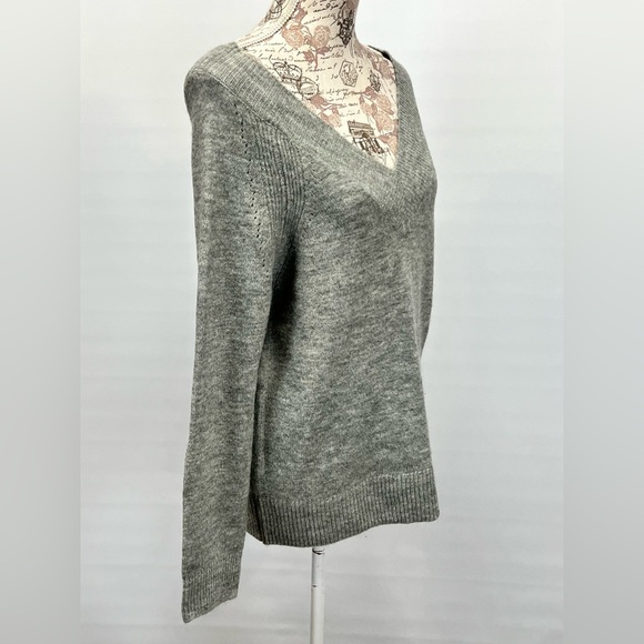 PEYTON‎ JENSEN Gray double V neck sweater size S - Picture 7 of 13